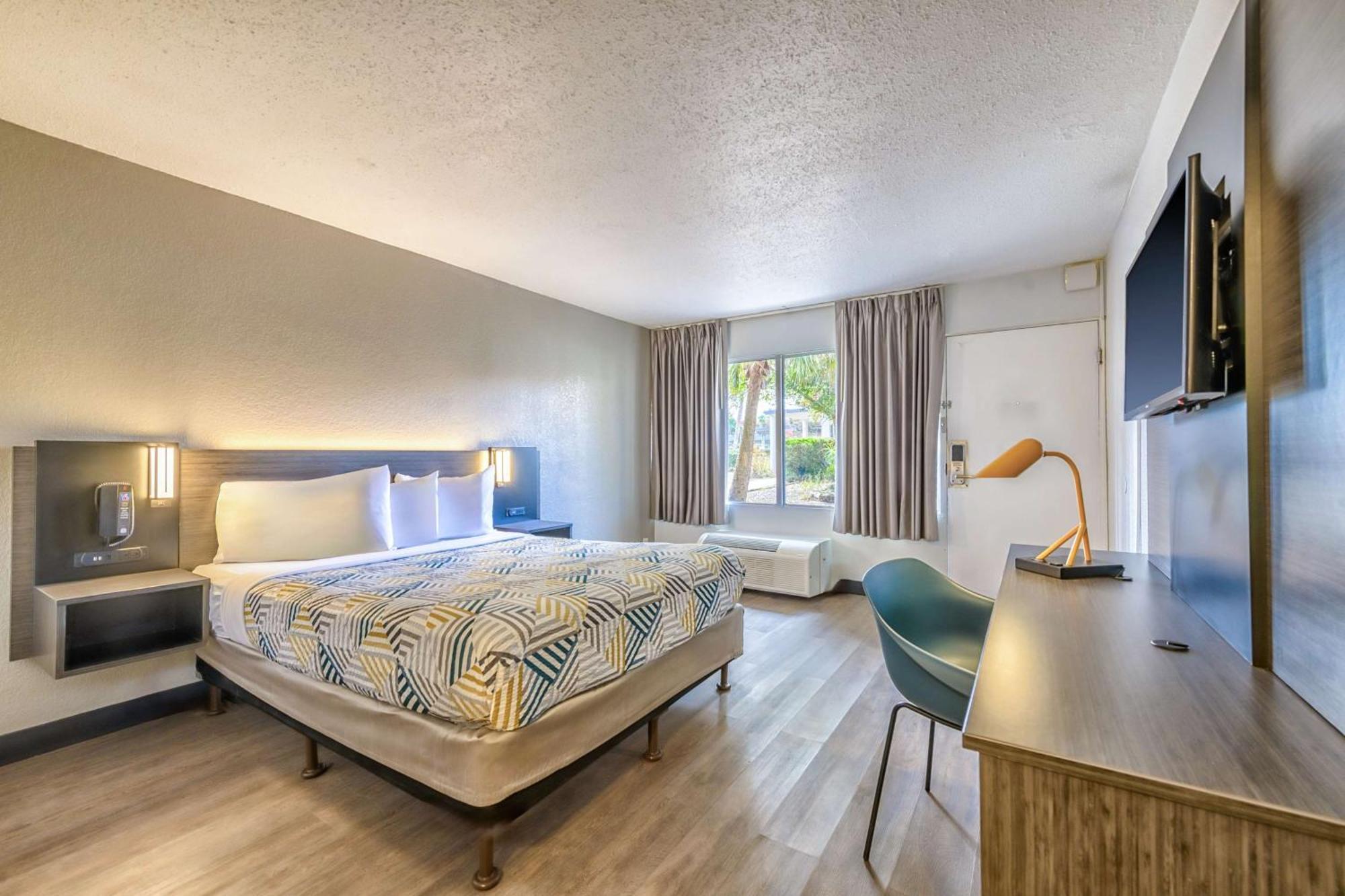 Motel 6-Spring Hill, FL - Weeki Wachee Buitenkant foto