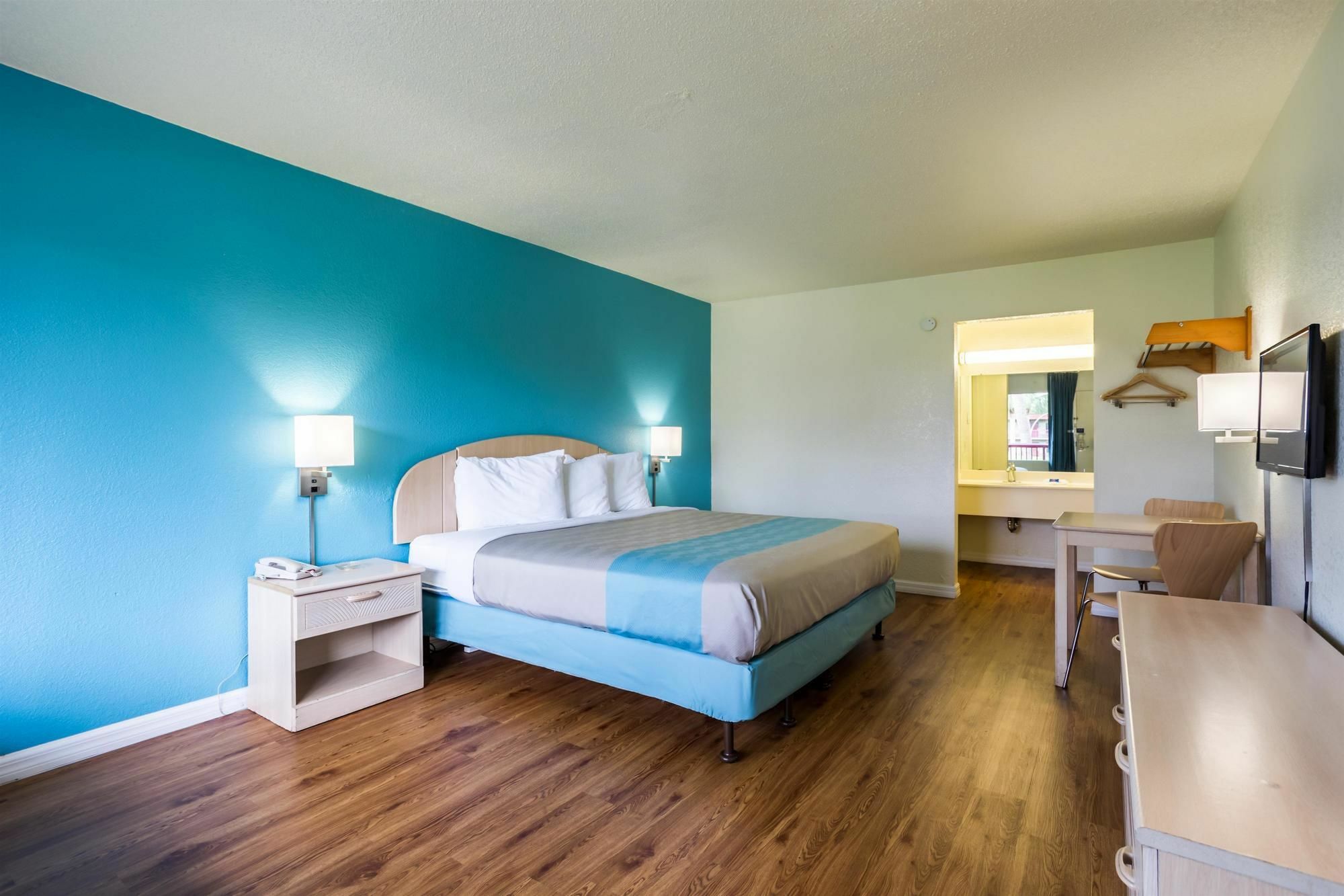 Motel 6-Spring Hill, FL - Weeki Wachee Buitenkant foto